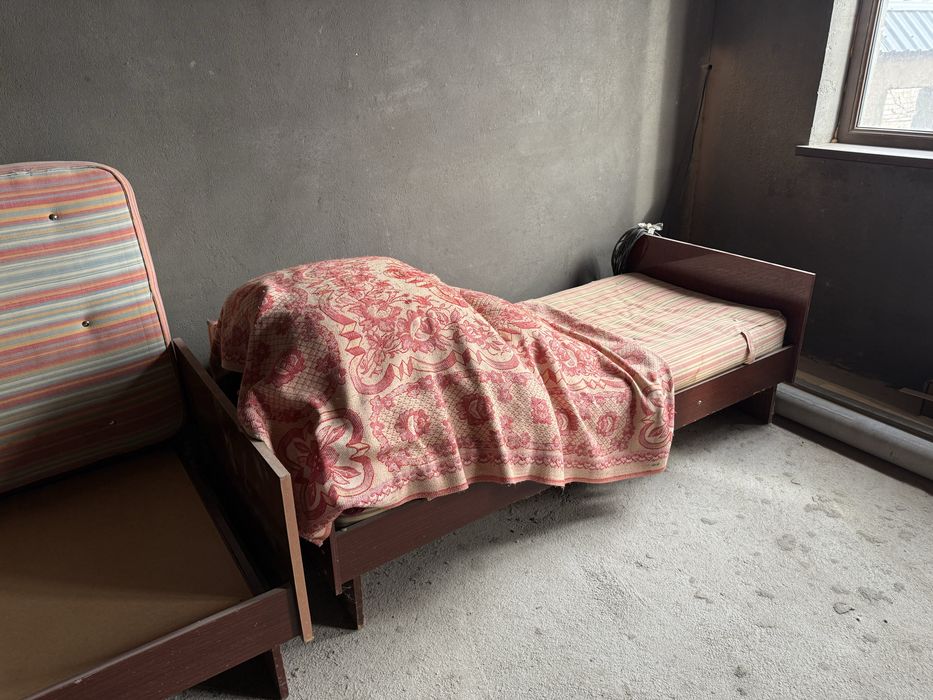 Кровать односпальная 3 шт