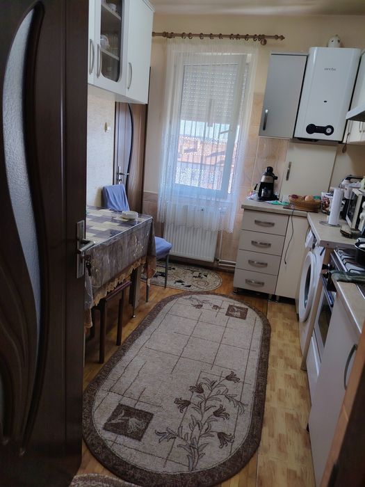 Apartament de vanzare!