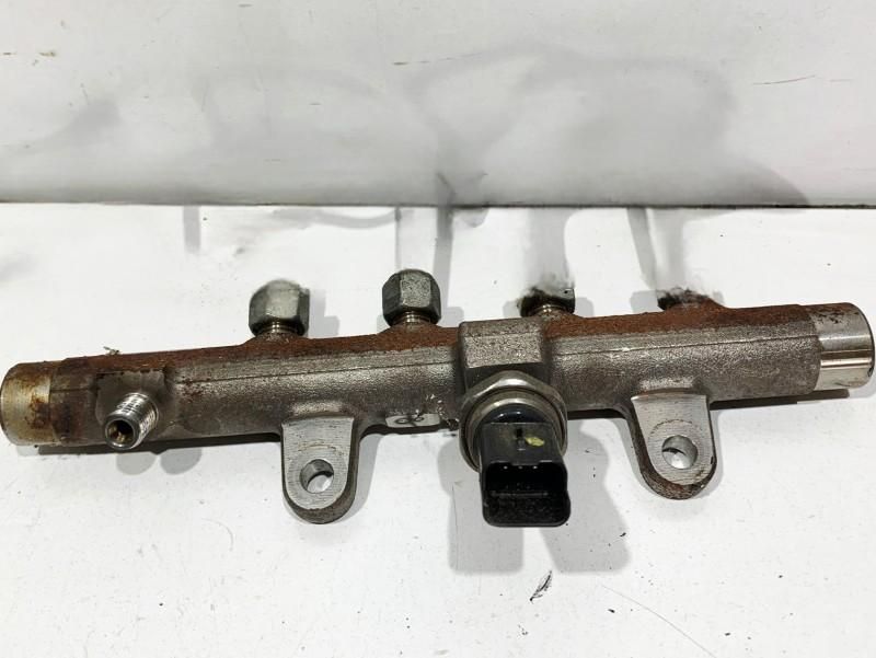 Rampa injectoare Nissan Juke facelift H8201225030 1.5 dci K9K 646 110
