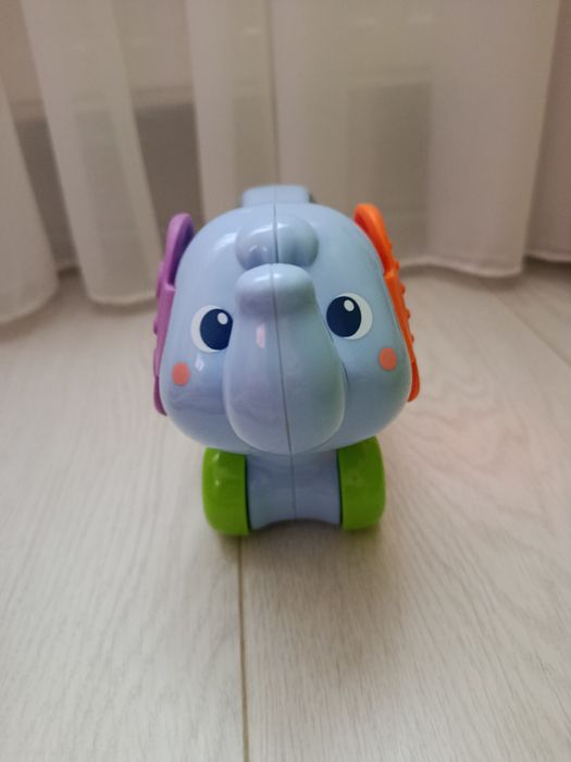 Jucarie bebelusi Vtech - Elefantul jucaus