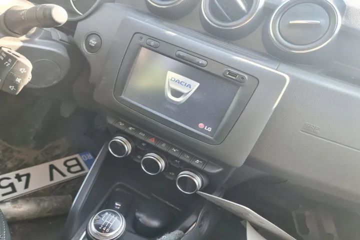 panou comanda clima ceasuri plansa de bord maneta semanlizare spirala volan Dacia Duster 2 2020 motor 1.5 dci 116cp k9k.874  dezmembrez