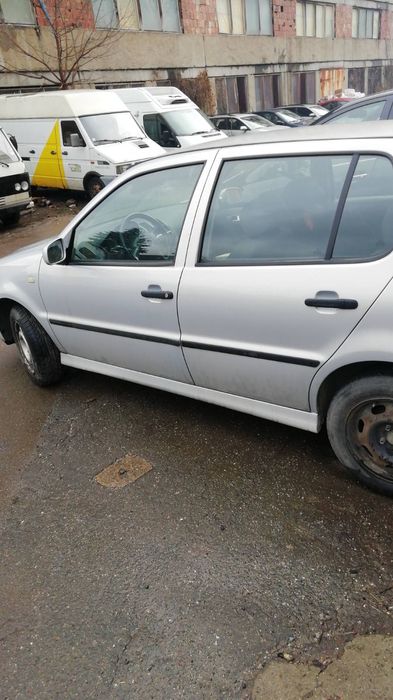 VW Поло 6N2 1.4 16 На части.