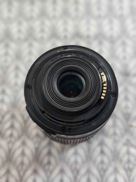 Canon eos 700D  НОВ