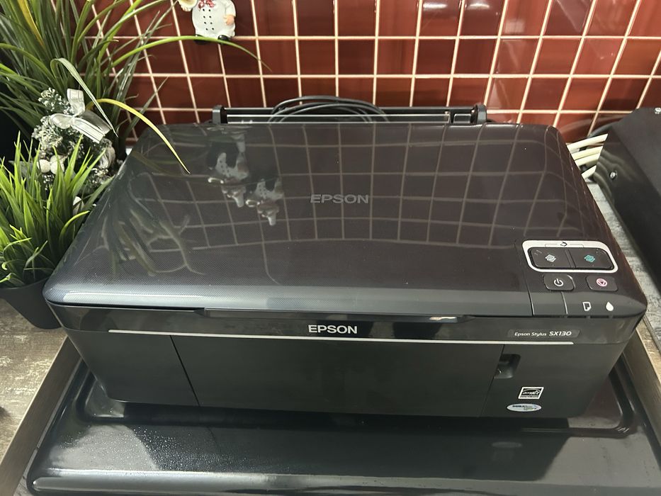 Цветен принтер със скенер Epson Stylus SX130