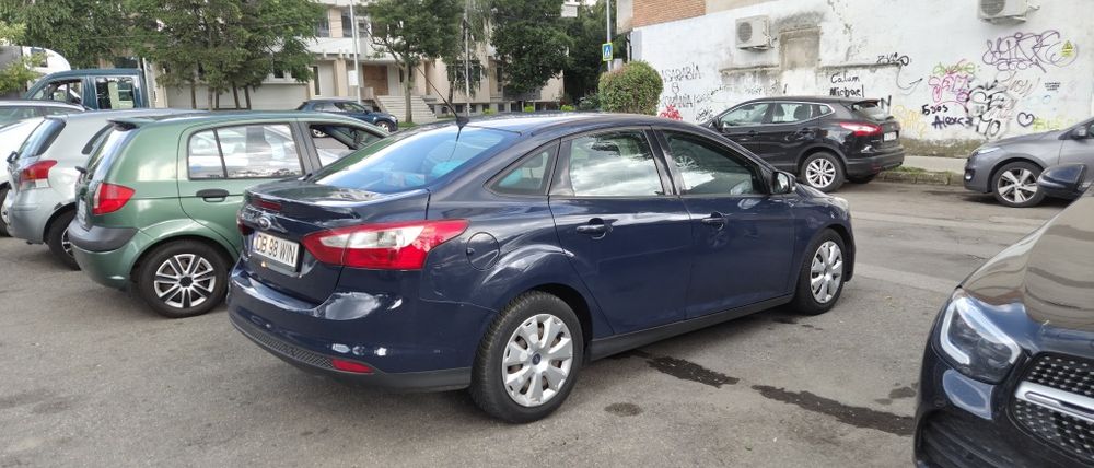 Vând Ford Focus 2013