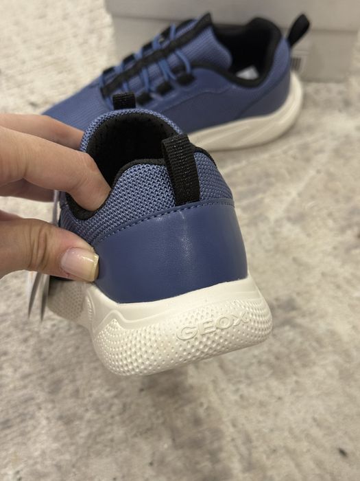 Кроссовки GEOX новые