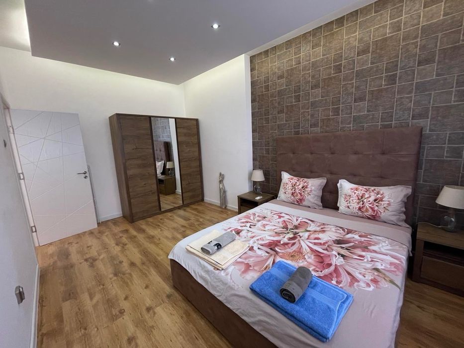 Продава се Тристаен апартамент в Варна, ВИНС - 70 кв.м за 3643 €/кв.м - Снимка #5