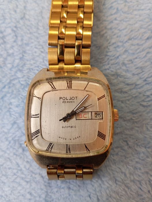 В продаже часы производства СССРР