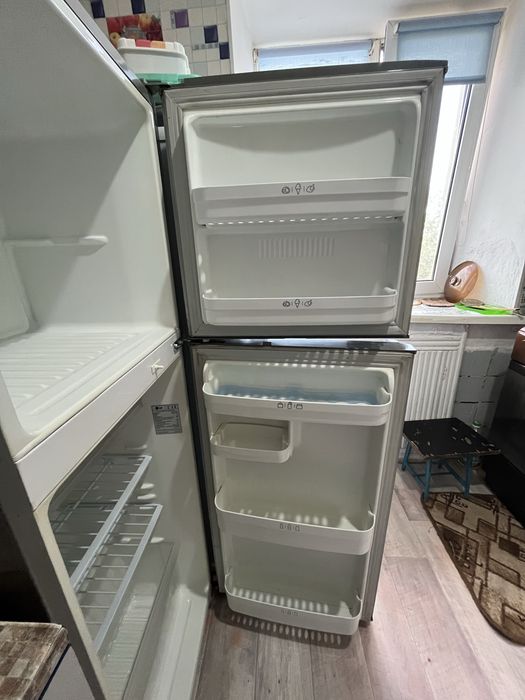 Продам холодильник LG , б/у