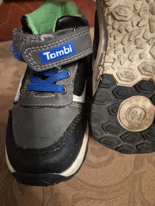 Обувь деткая. Продам.