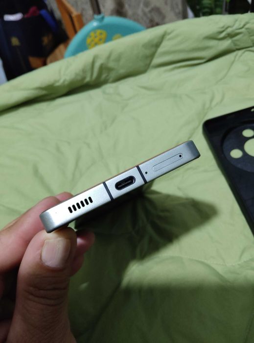 ZTE Nubia Z50S Pro 12gb/1tb