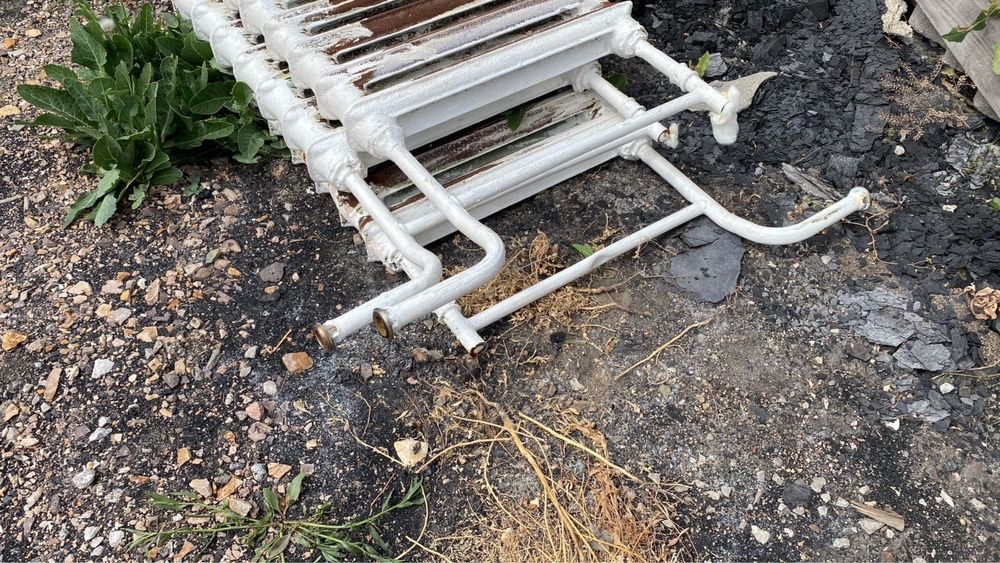 Продам родиаторы в хорошем состояние