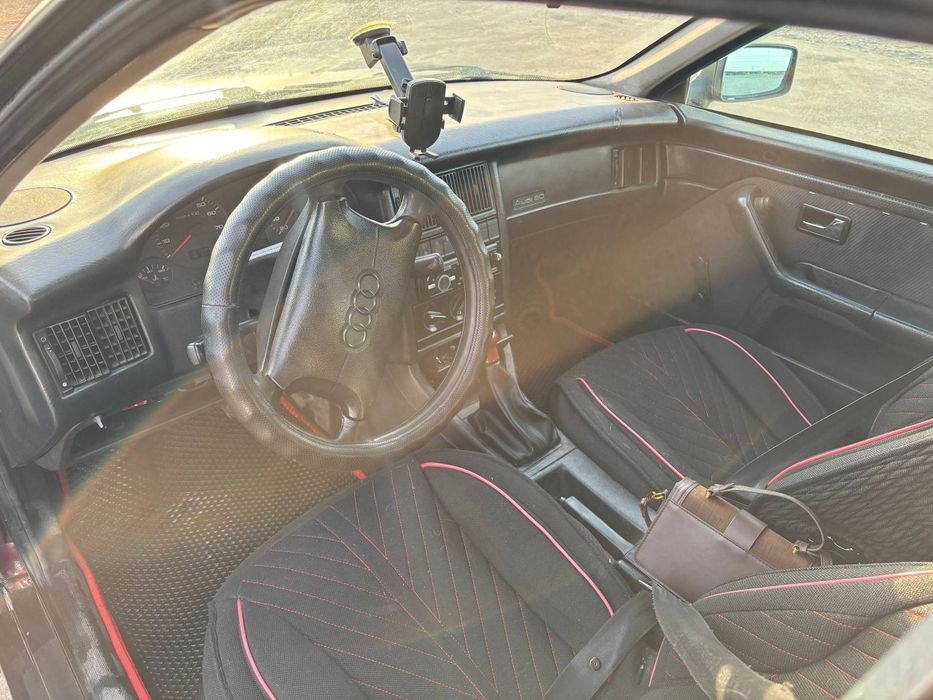 Продам Ауди 80 б4