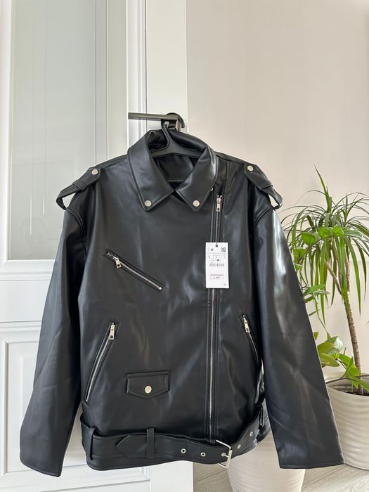 Продам кожанку под Zara