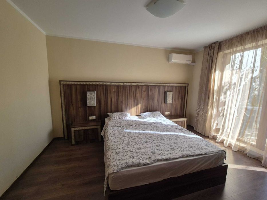 Дава се под наем Двустаен апартамент в Варна, Цветен квартал - 70 кв.м за 600 € - Снимка #5