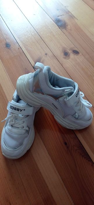 маратонки в бяло