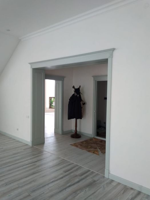 Установка дверей.