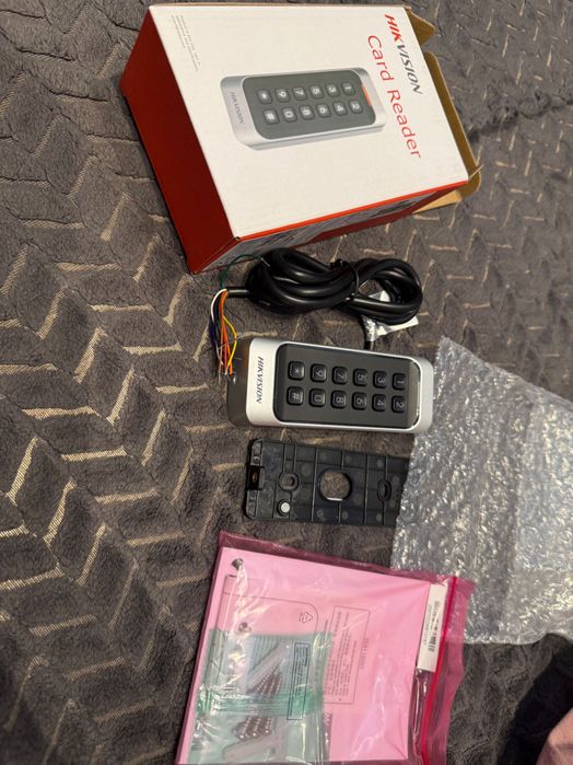 Безконтактен четец за карти DS-K1107AMK Nikvision