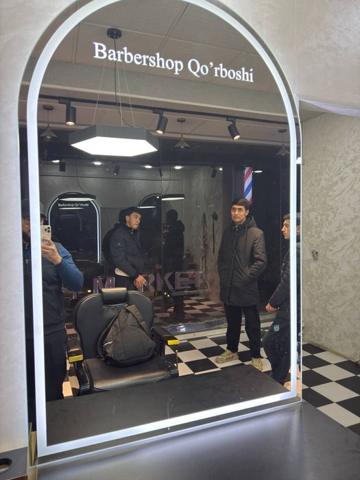 Sartaroshlar salon mebelari sotiladi kfeslo kamoy pyna