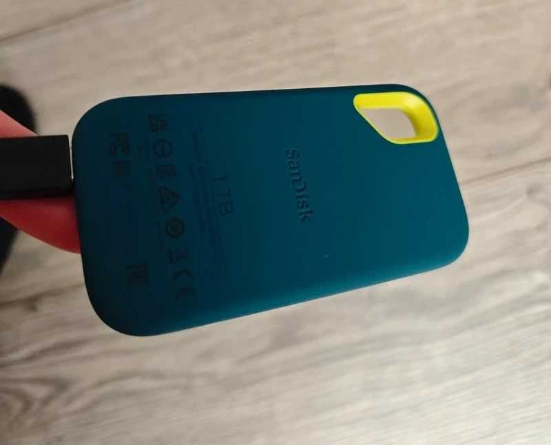 SSD Sandisk Extreme 1TB Portable V2 nou