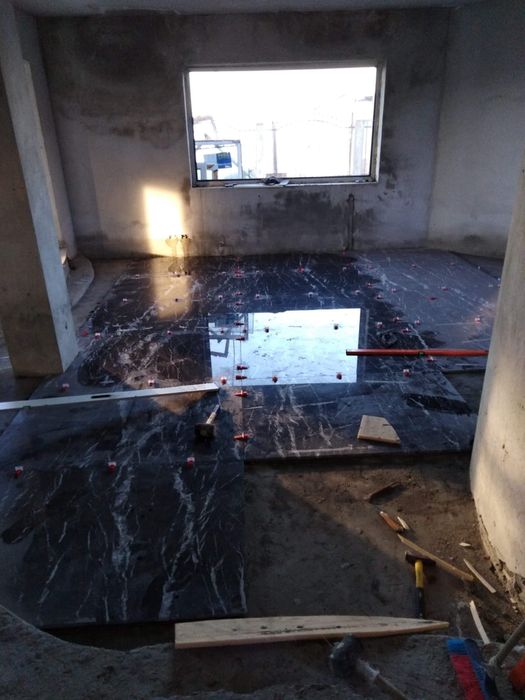 Montaj marmura și Mozaic șlefuire chituire și lustruire