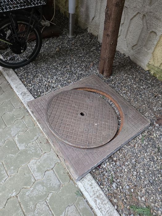 Capac cu rama din fonta canal/fosa