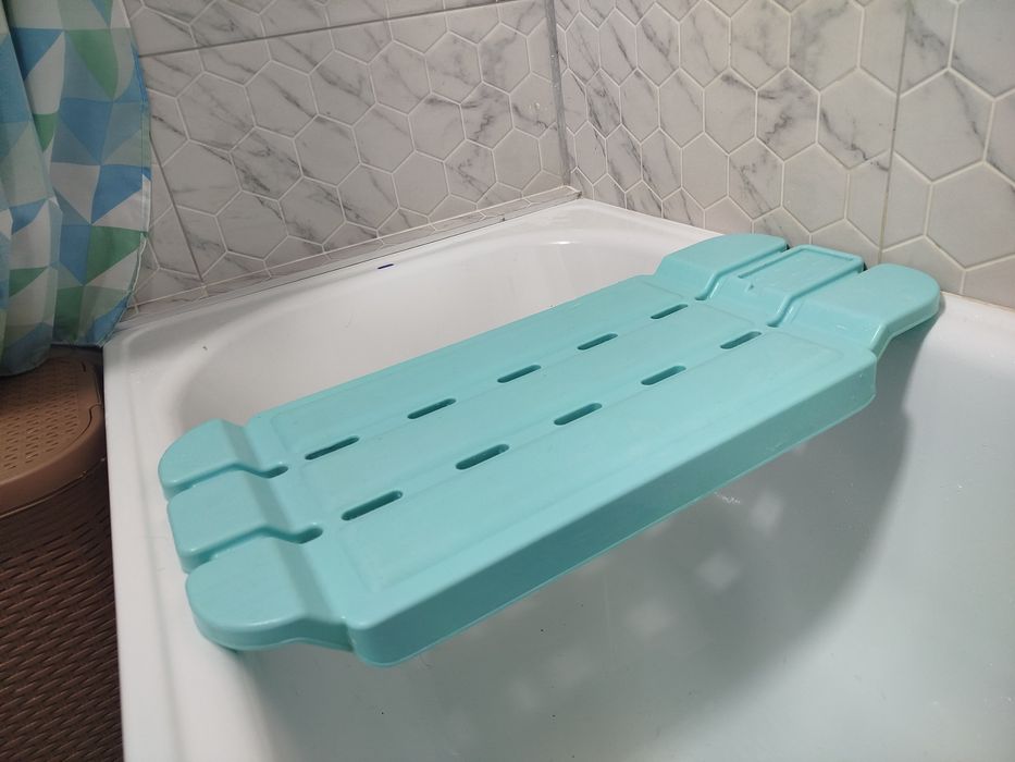 Сиденье в ванную