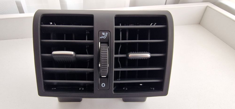 Grila ventilatie VW Touran/Caddy
