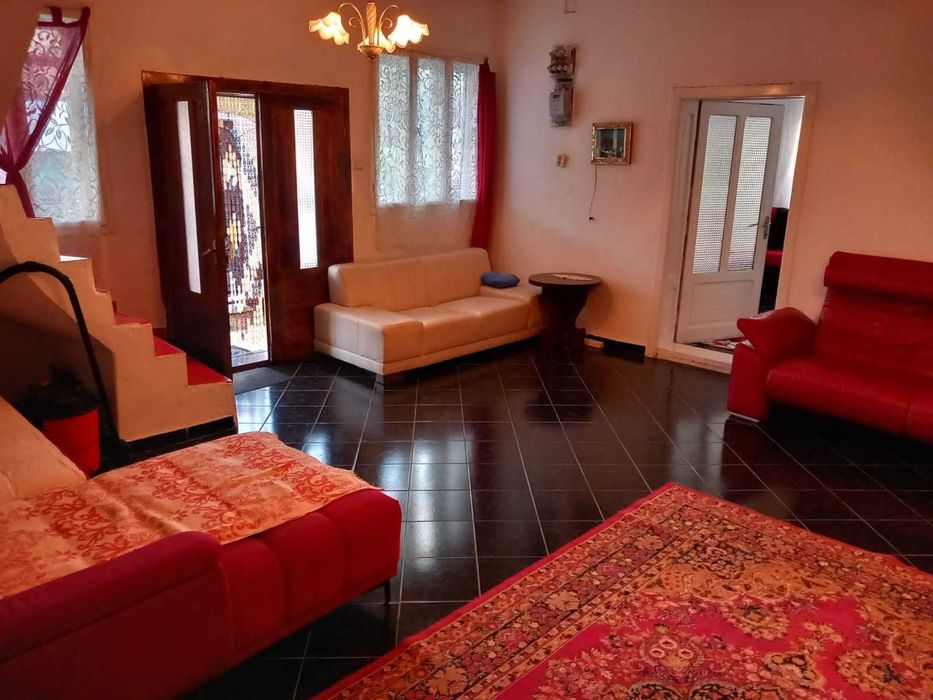 Inchiriez casa in jud Arad