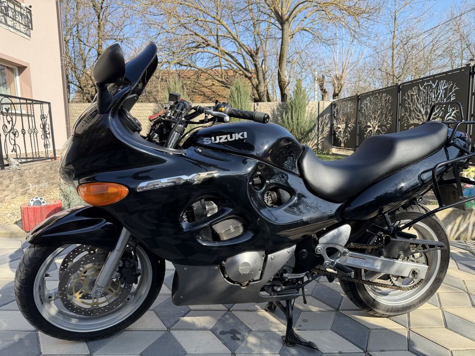 Suzuki gsxf 750 1999
