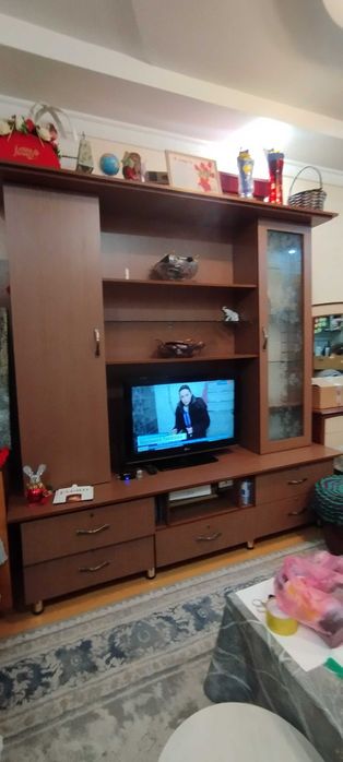 Продам Шкаф , Сервант. в Идеальном состоянии