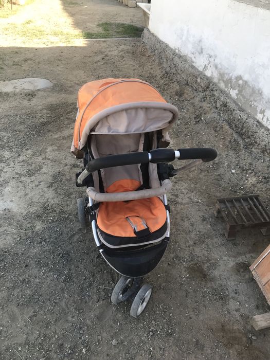Коляска в отличном состояний
