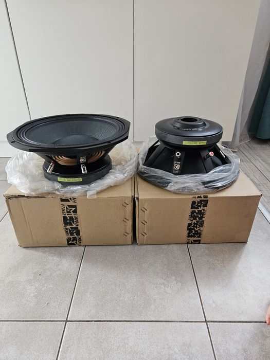Difuzoare. 2x FANE Colossus 12XB