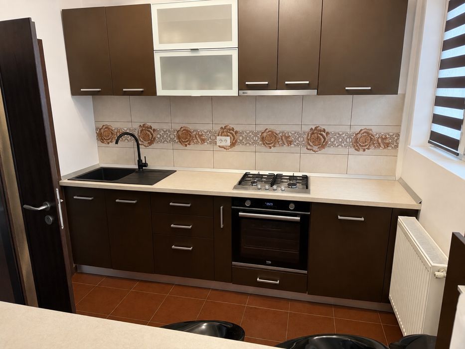 Inchiriere apartament 3 camere zona Rosu/Pacii