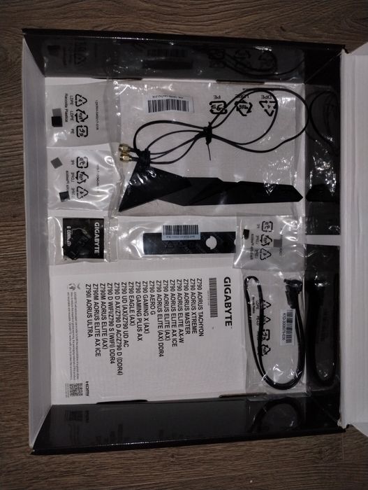 Placa de Baza Z790 Aorus Elite AX WiFi DDR 5 LGA 1700