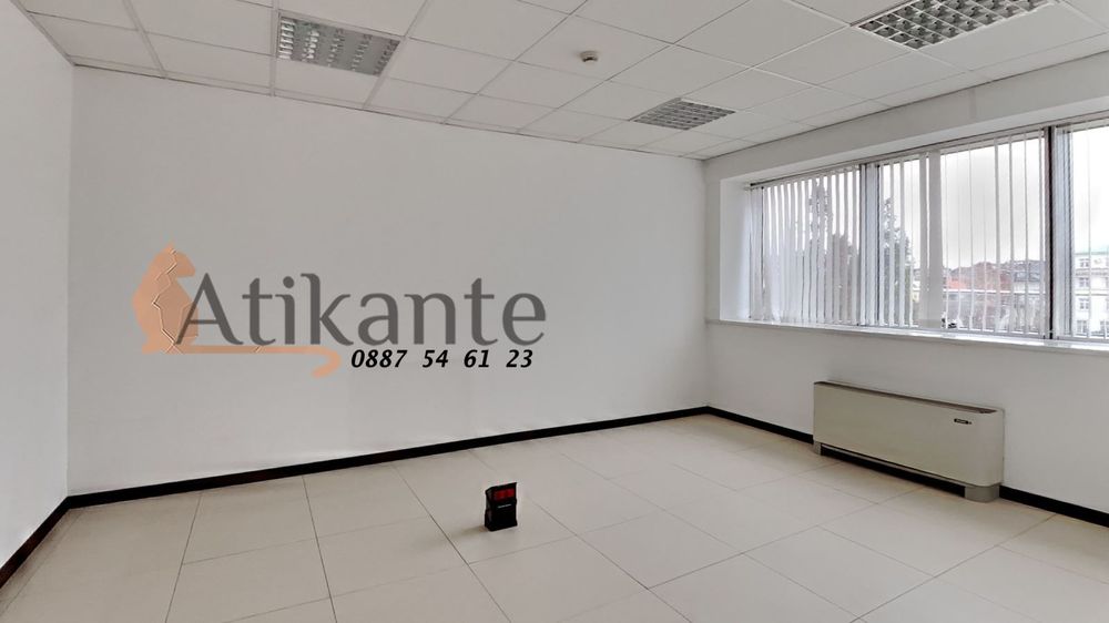 Дава се под наем Офис в София, Център - 175 кв.м за 2618.34 € - Снимка #8