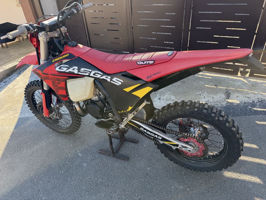 ---GAS GAS EC 300 GP 40h---ktm husvqvarna beta sherco
