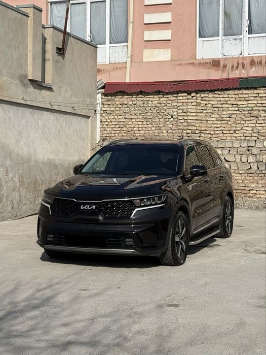 Kia sorento sotiladi
