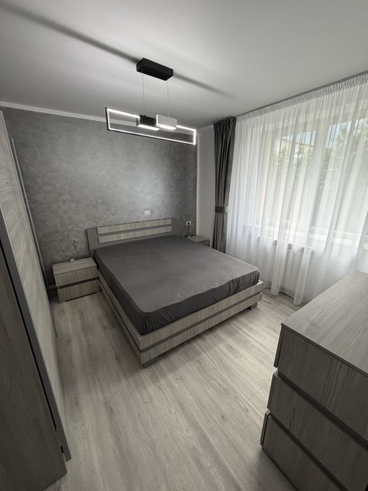 Proprietar inchiriez apartament 2 camere, complet mobilat - utilat