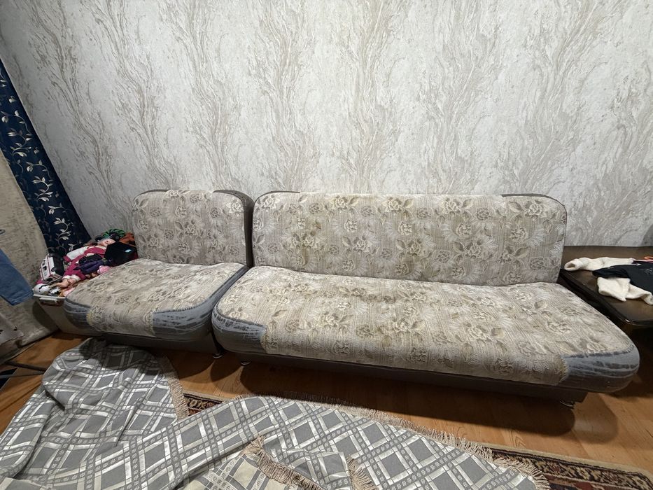 Продам диван и кресла
