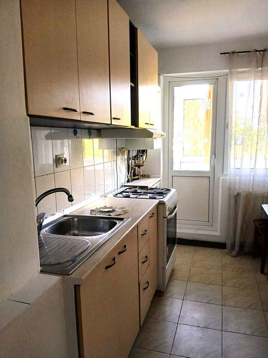 Închiriere apartament 2 camere, direct de la proprietar - zona Podu Roș