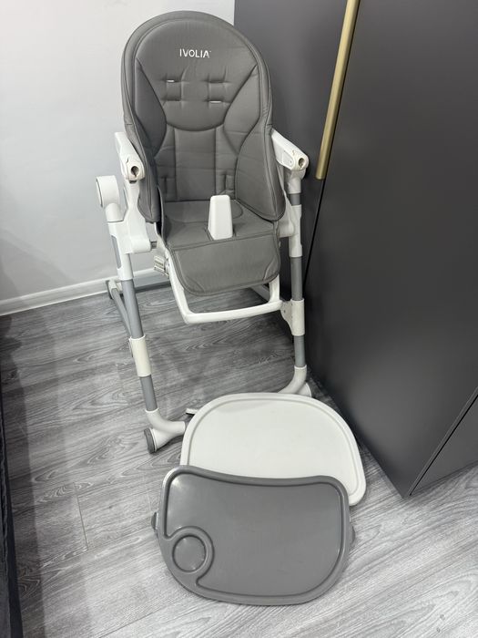 Детский стульчик IVOLIA для кормления