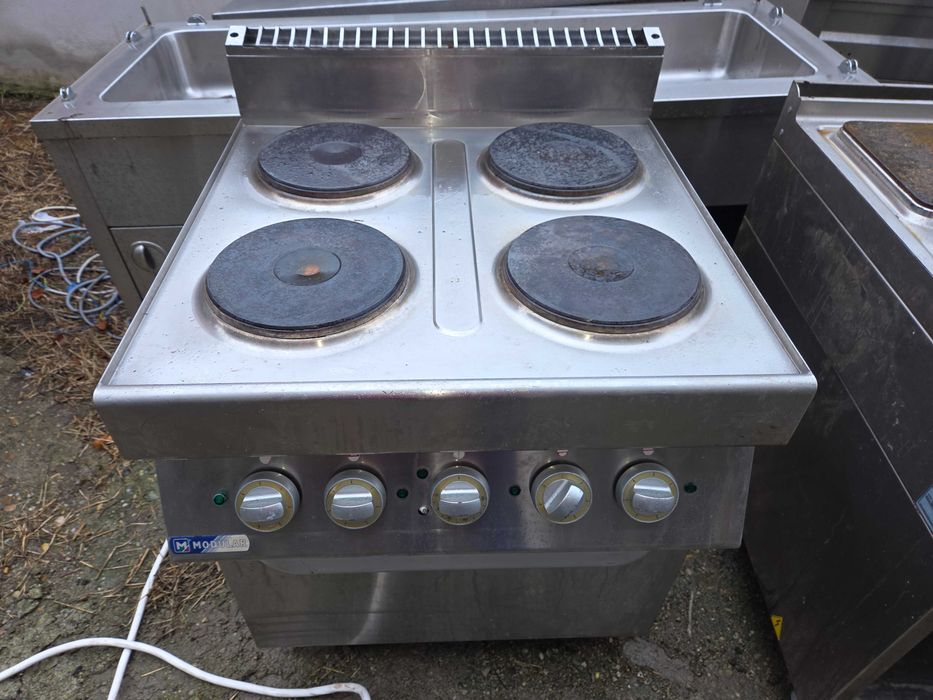 Aragaz cu banc 4-6 ochiuri, pe gaz sau curent, restaurant