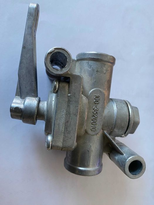 Кран разобщительный КАМАЗ,МАЗ,КРАЗ,УРАЛ