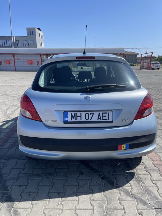 Vand Peugeot 207 -1.4 benzina + GPL  din fabrică!