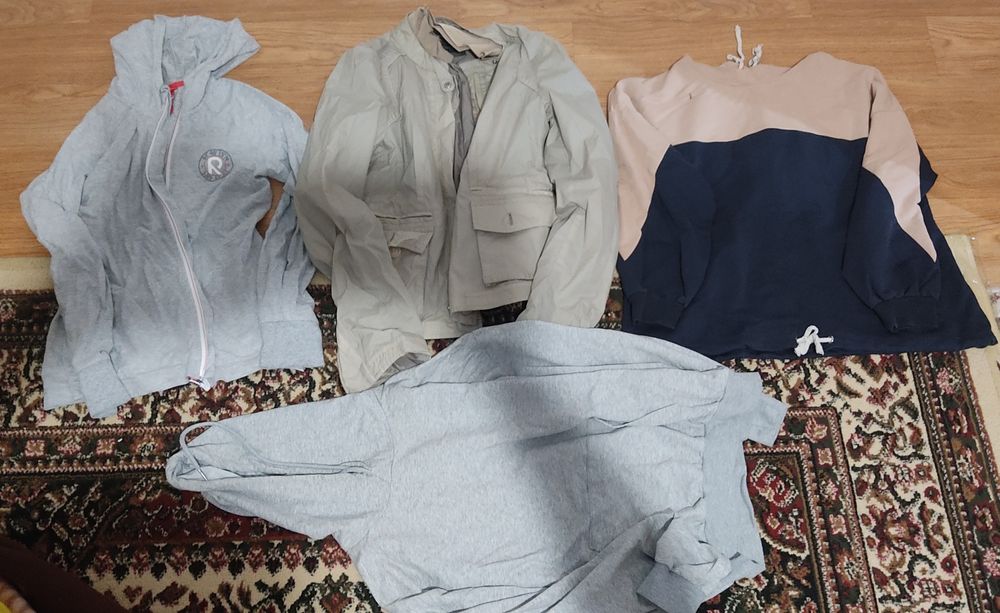 Отдам даром, детские вещи