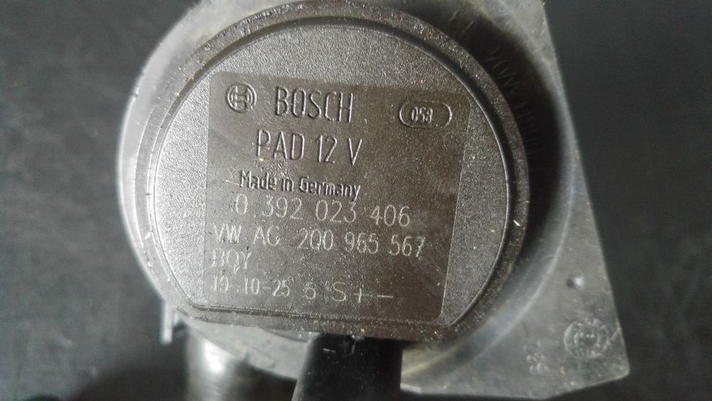 Pompa auxiliara apa 1.5 b dhf vw golf 7 0392023406