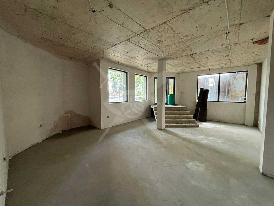 Продава се Магазин в Варна, Бизнес хотел - 75 кв.м за 1587 €/кв.м - Снимка #3