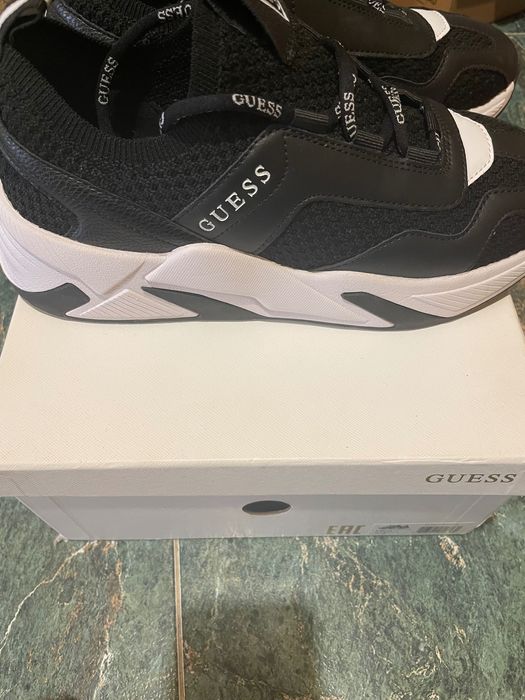 Дамски обувки Guess