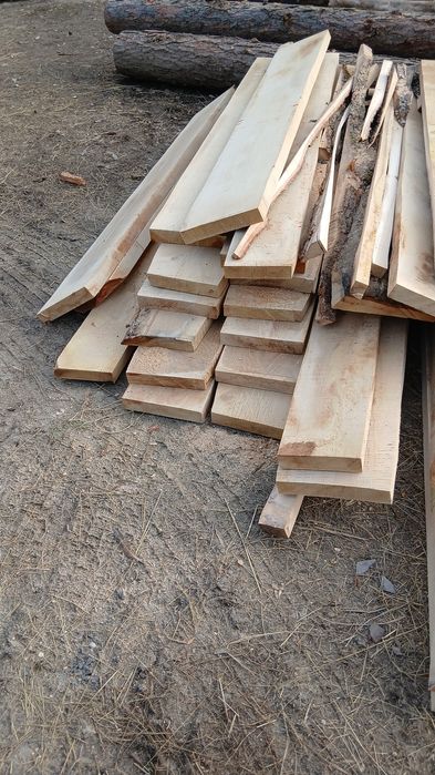 Vând posta de stejar